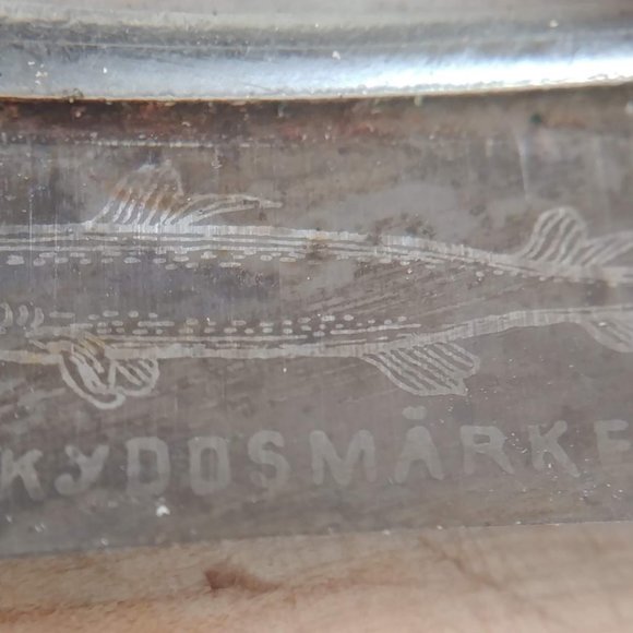 Vintage E A Berg Straight Razors with leather case - Picture 10 of 13